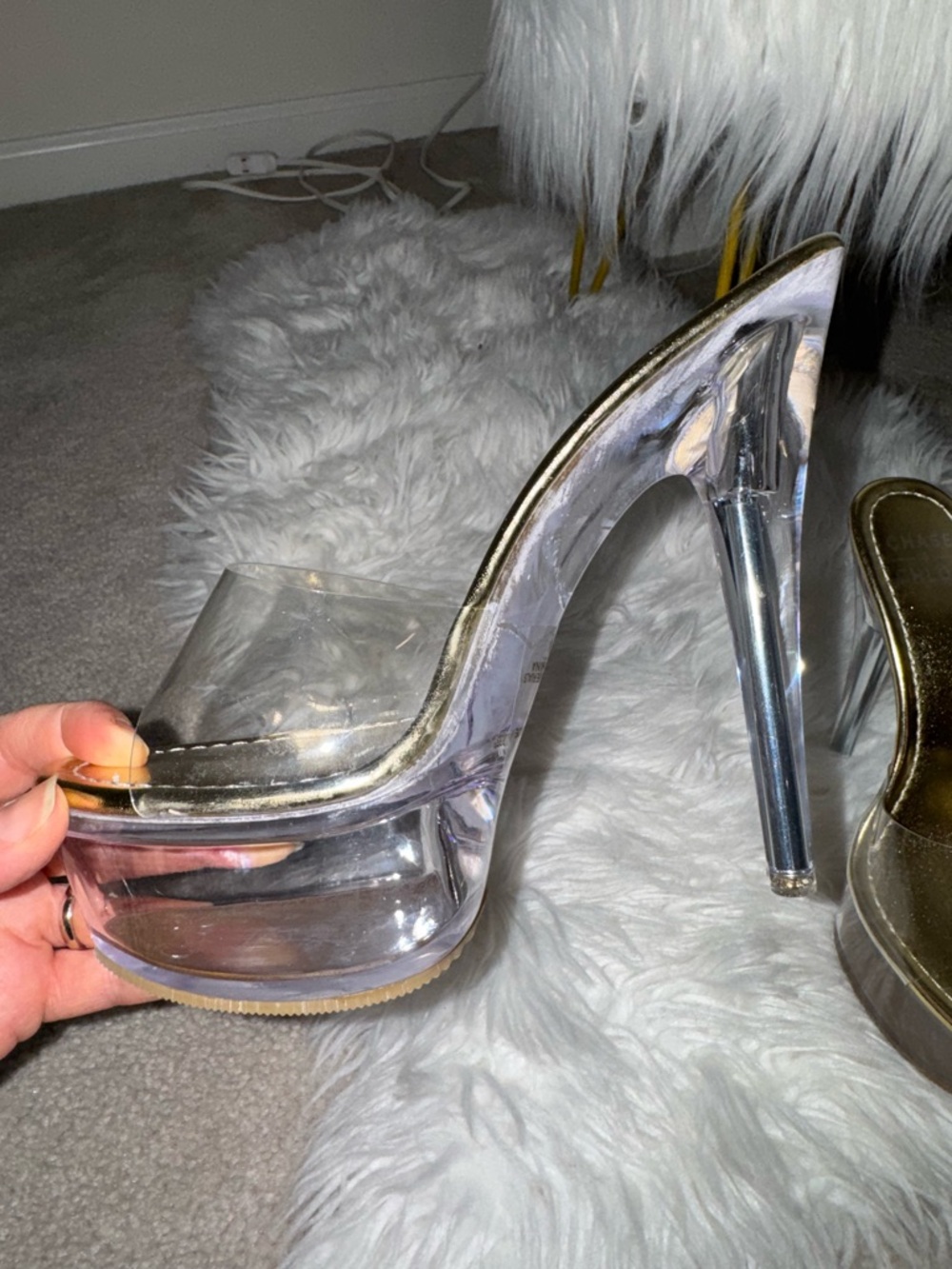 Chase + Chloe Gold Platform Clear Strap Stiletto Mules - Picture 3 of 6